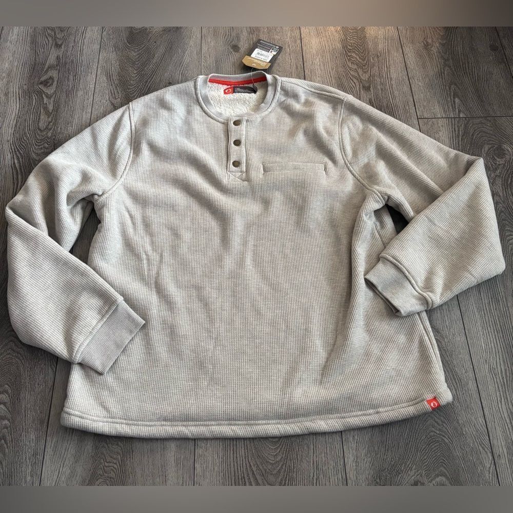 The American outdoorsman’s Henley Sweater